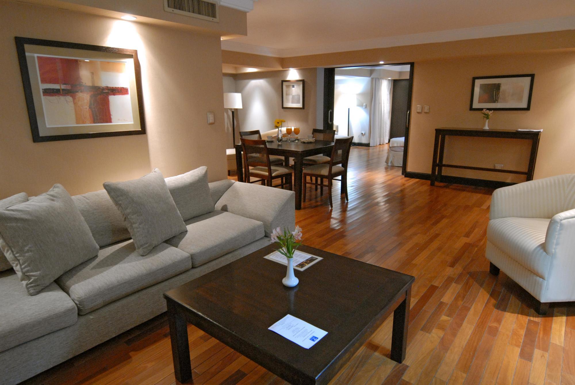 Premium Tower Suites Mendoza Extérieur photo