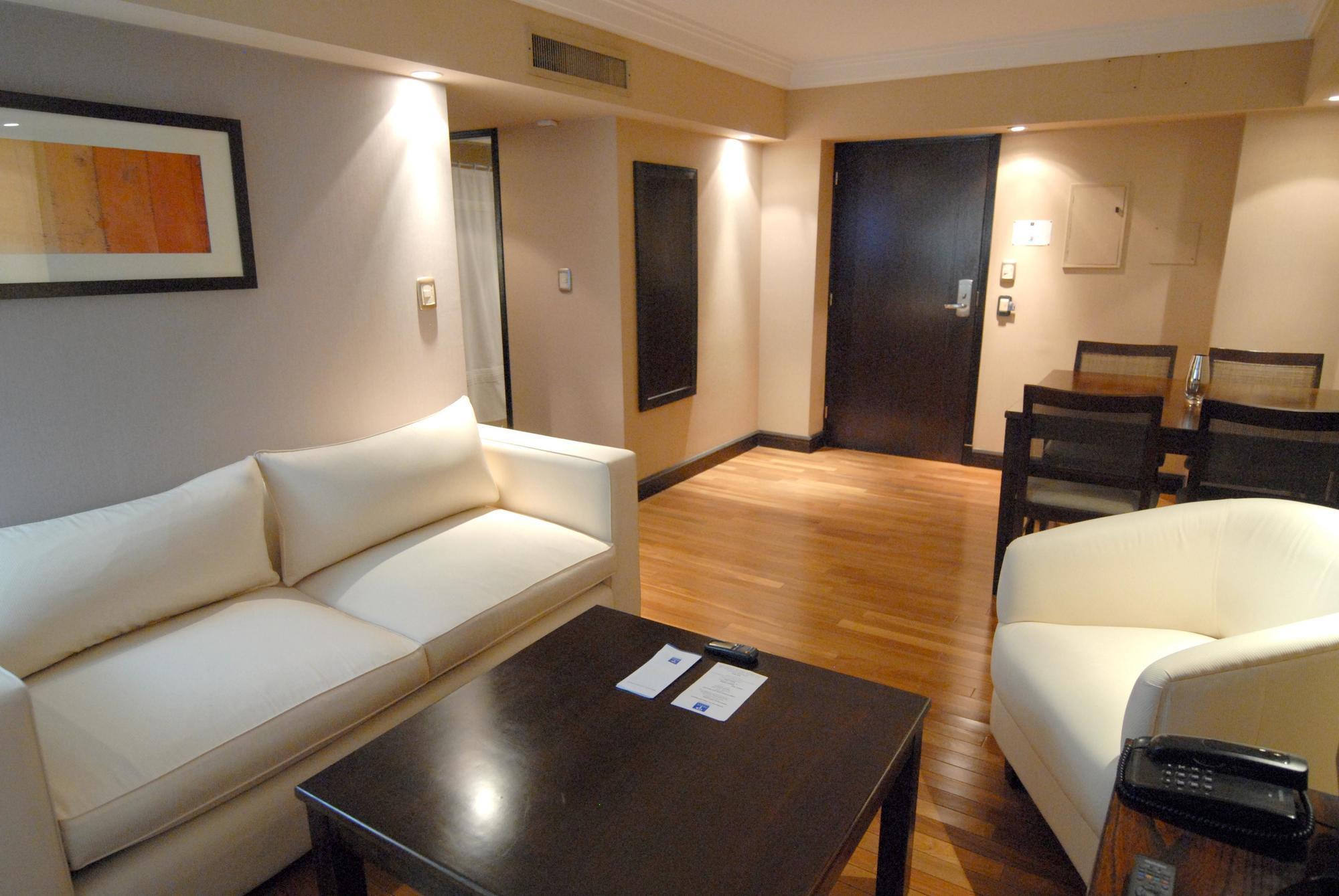 Premium Tower Suites Mendoza Extérieur photo